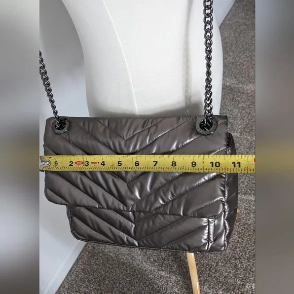 Think Royln metallic puffer bag - Picture 2 of 6